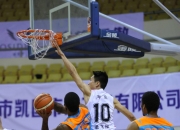 开云体育app下载地址-美洲篮球职业联赛季后赛进入高潮，谁能问鼎的简单介绍