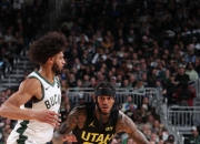 开云体育在线-雄鹿队超巨贡献+，力挽狂澜带队取胜的简单介绍