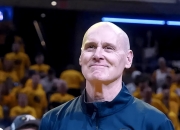 开云体育在线登录-步行者击败开拓者取得五连胜