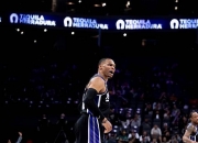 开云体育app下载-马刺外线效率领跑，阵容深度备受夸奖的简单介绍