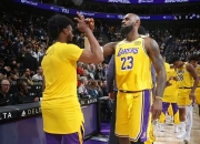 开云体育教练-开拓者惨败湖人，连续两败