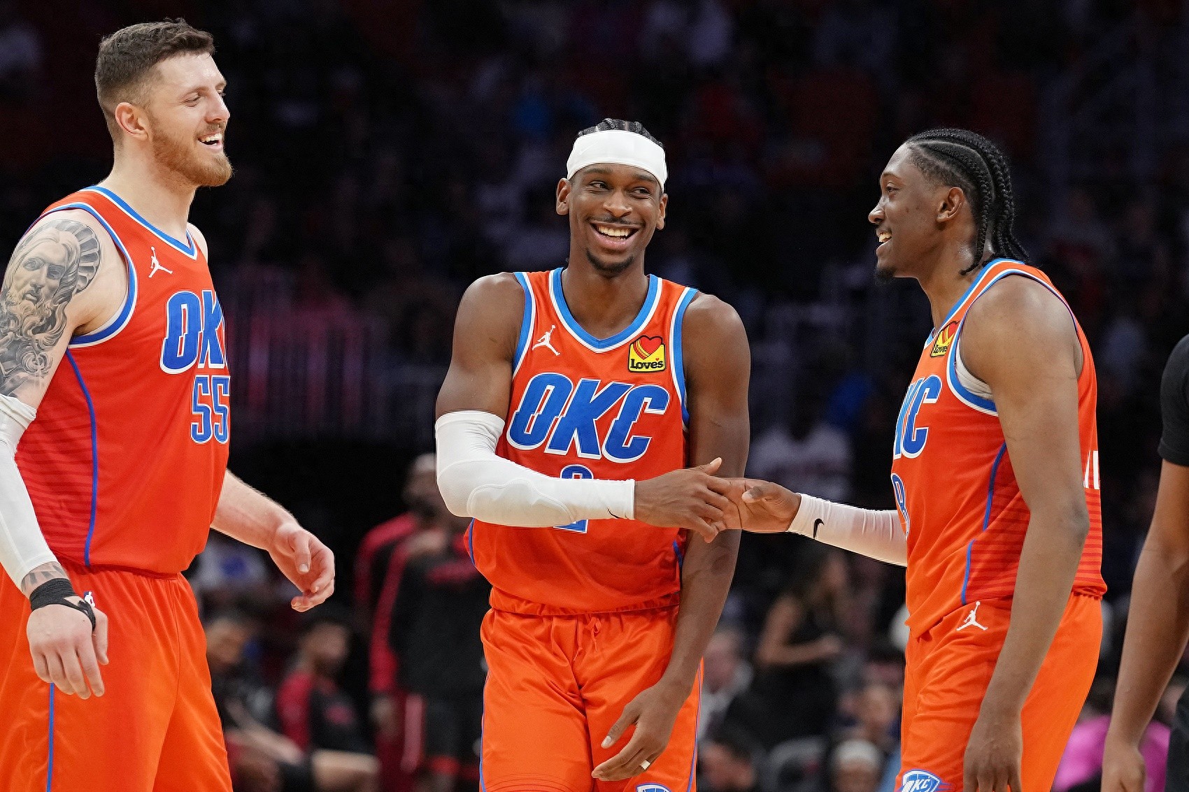 爵士战胜活塞，东部对决取得胜利