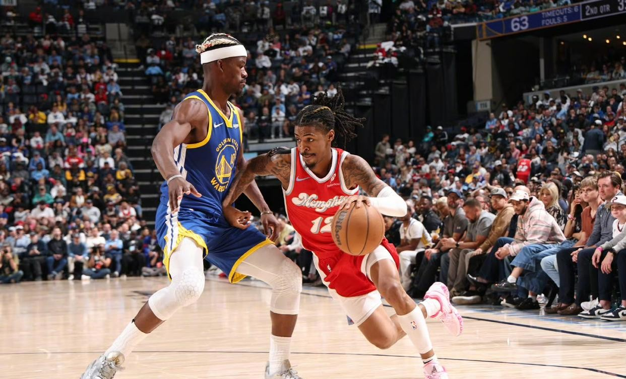 步行者大胜灰熊,取得连胜 步行者大胜灰熊,取得连胜