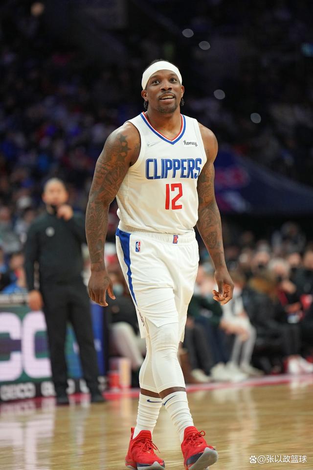 包含雄鹿队首发三外援，获得意想不到胜利的词条