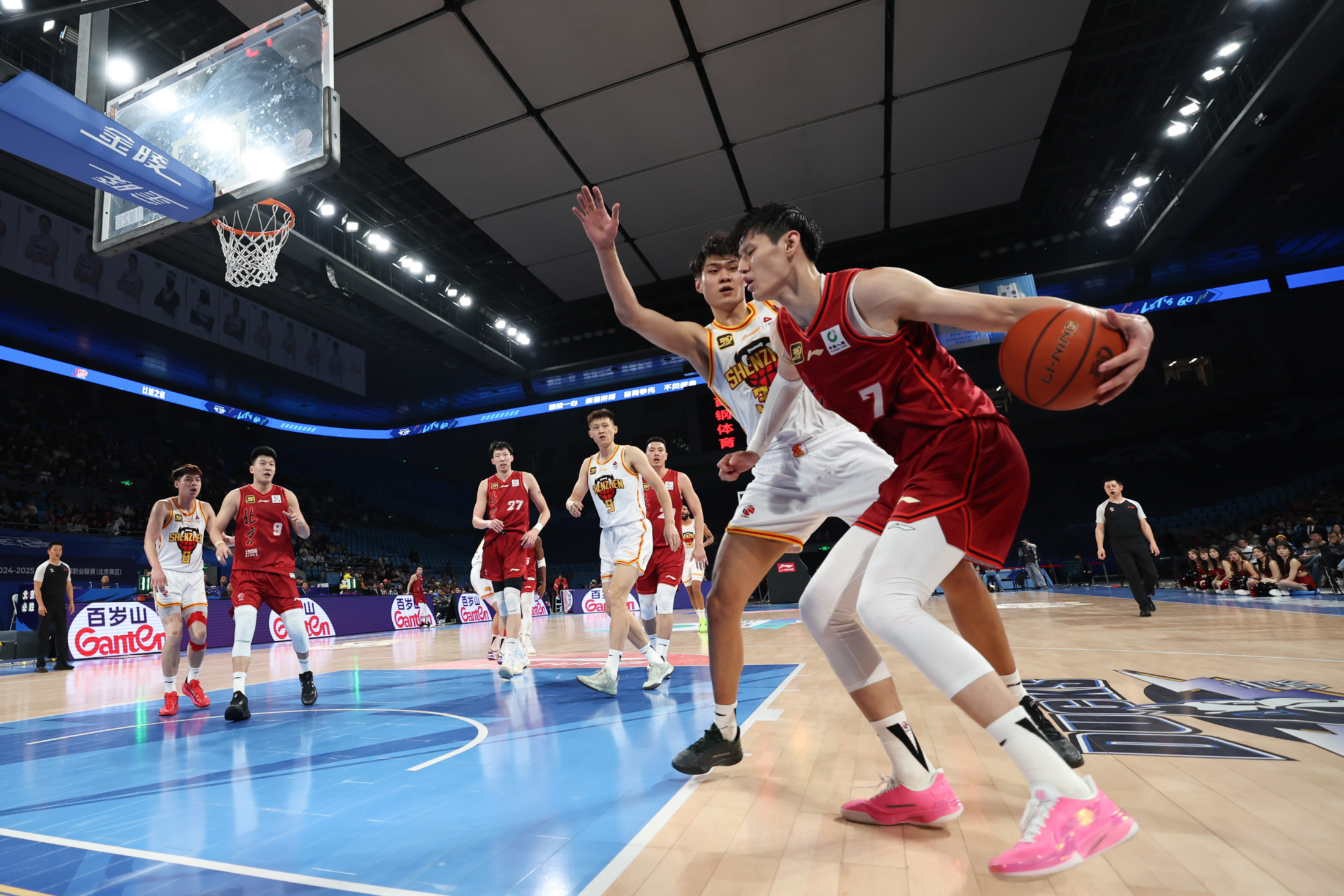 包含北京队失分不断，艰难追赶季后赛前景的词条