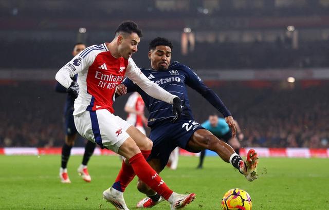 马竞客场胜曼联，出线前景良好